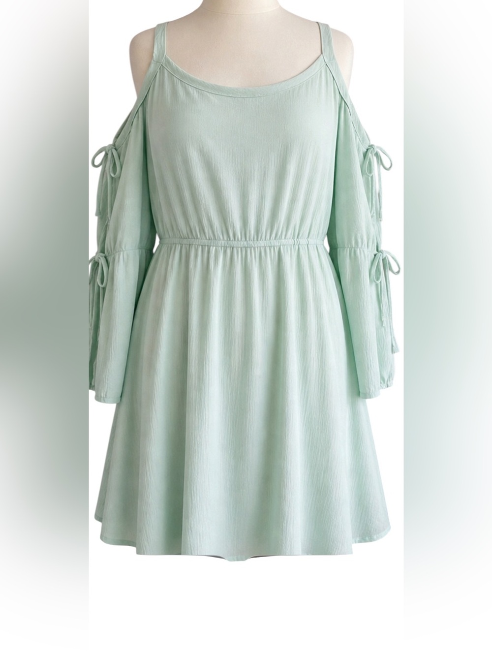 Torrid Mint Green Cold Shoulder Dress Tie Sleeves Pastel Flowy Size 1 ( 14-16 )